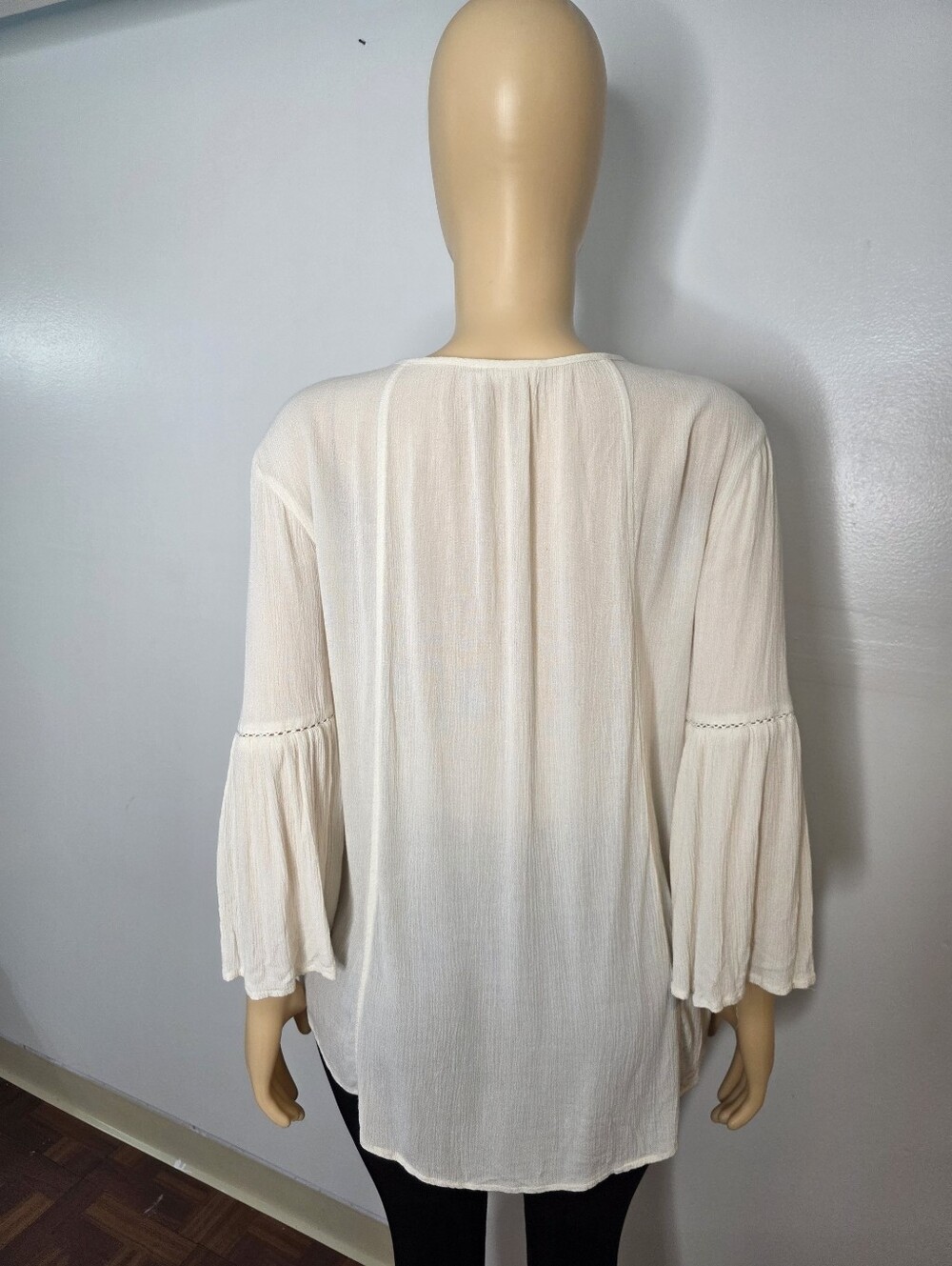 Style & Co. Cream Embroidered Peasant Blouse Size US/M - Picture 4 of 16